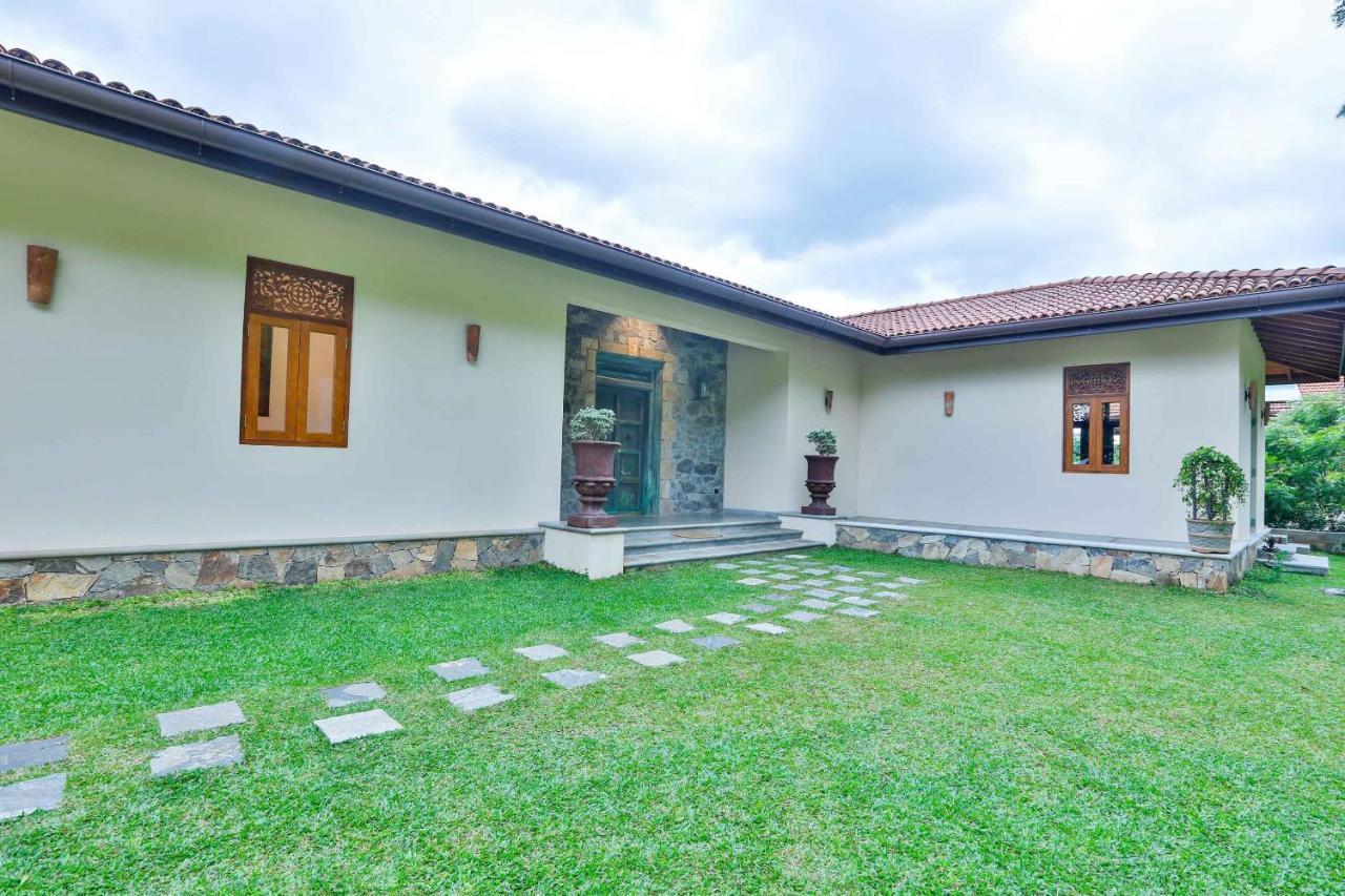 Lanka Golf Villa Collection - Villa Gelian Digana Dış mekan fotoğraf